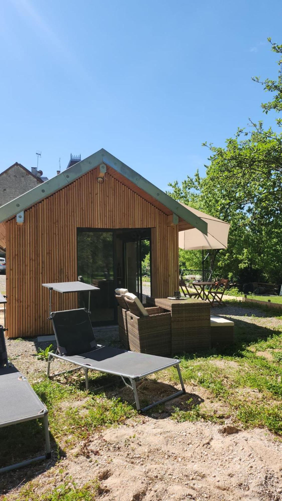 Lodge Du Chateau De Feschaux Villeneuve-sous-Pymont Exterior foto